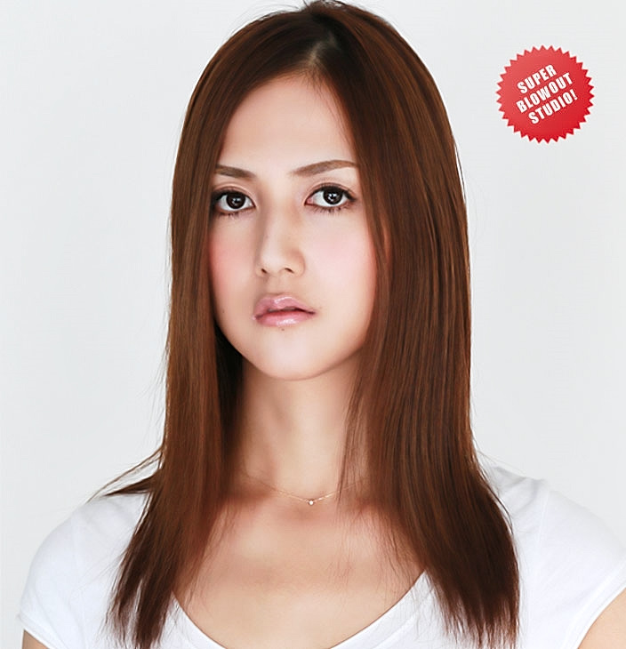 モデルオーディション写真 白T